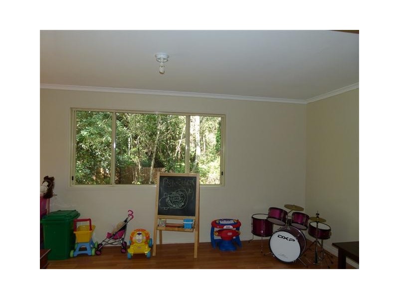 8 Kelly Court, Cooroy QLD 4563