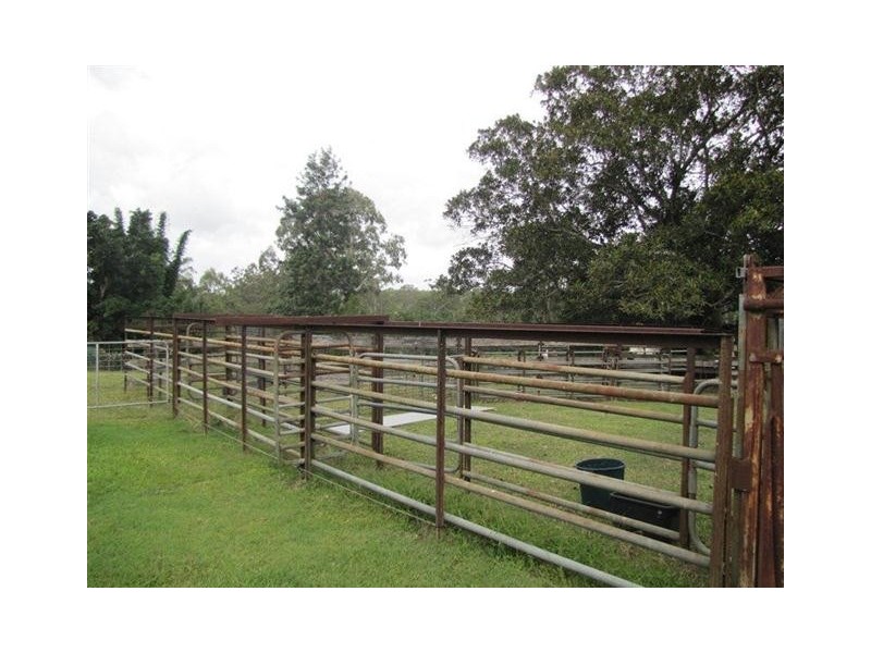 99 Traveston Road, Traveston QLD 4570