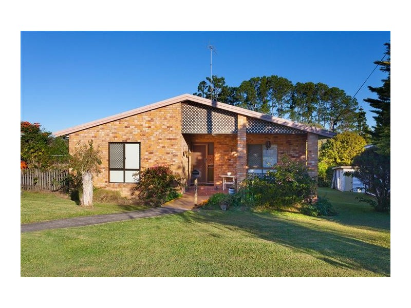 6 Crystal Street, Cooroy QLD 4563