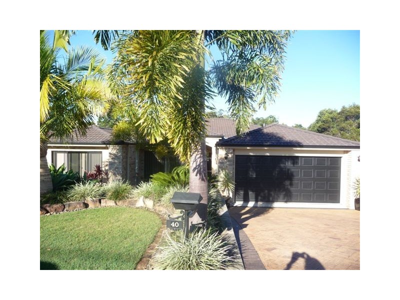 40 Pearsons Road, Cooroy QLD 4563