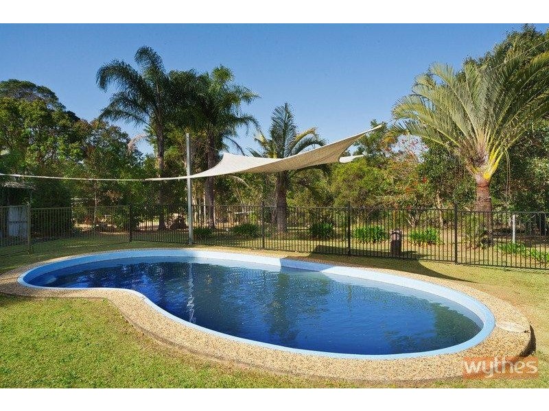 18 Pearsons Road, Cooroy QLD 4563