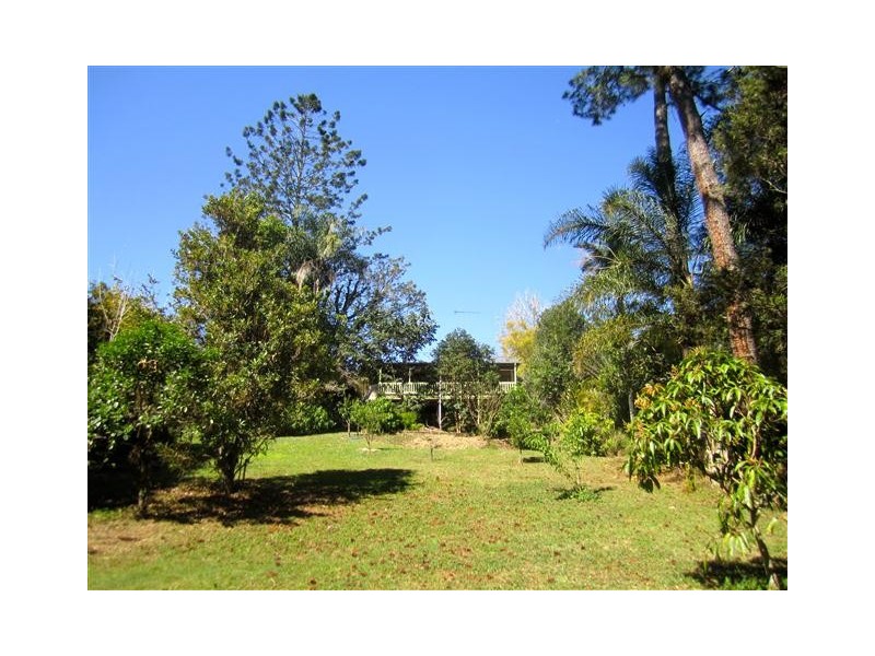 12 Pine Street, Pomona QLD 4568