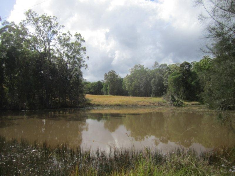 229 Traveston Road, Traveston QLD 4570