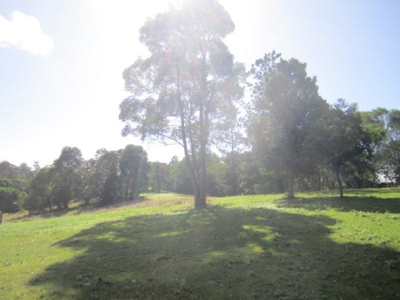 229 Traveston Road, Traveston QLD 4570