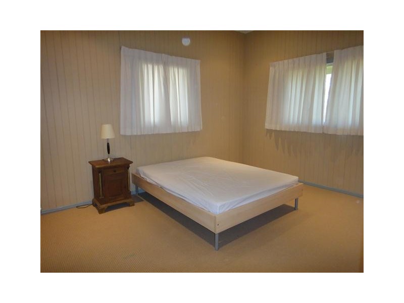31 Noakes Road, Traveston QLD 4570