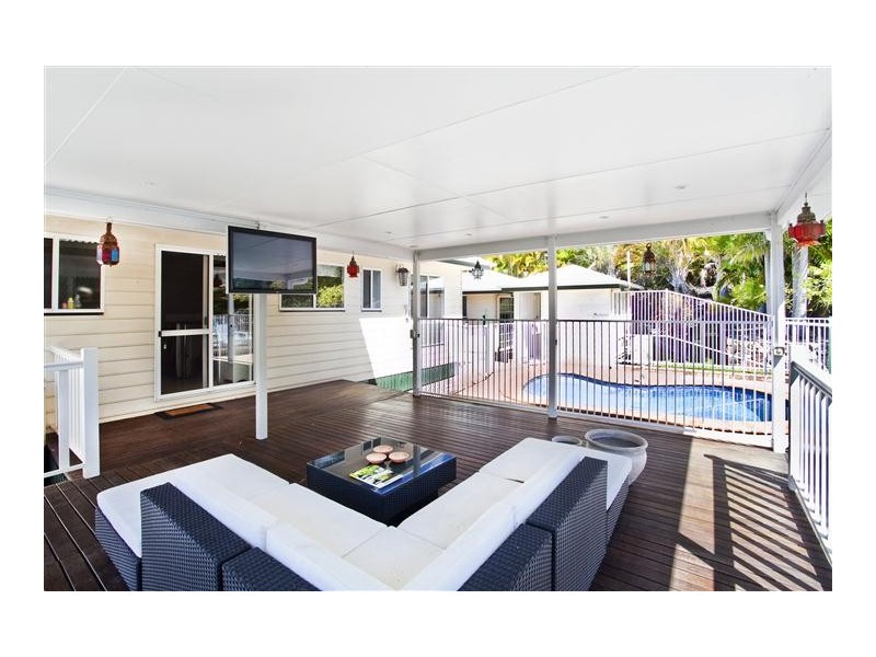 60 Patterson Drive, Tinbeerwah QLD 4563