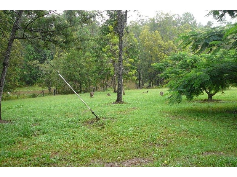 37 Gwandalan Rd, Cooroy QLD 4563