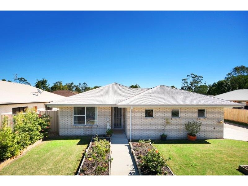 5 Oak Street, Cooroy QLD 4563