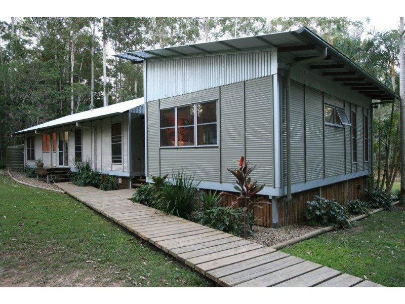 834 Cootharaba Rd, Cootharaba QLD 4565