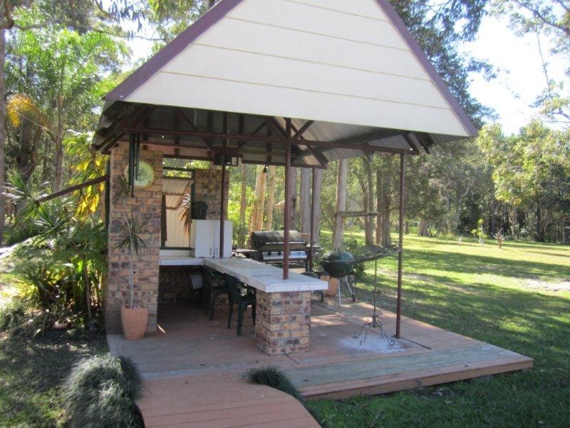 1214 McKinnon Drive, Cootharaba QLD 4565