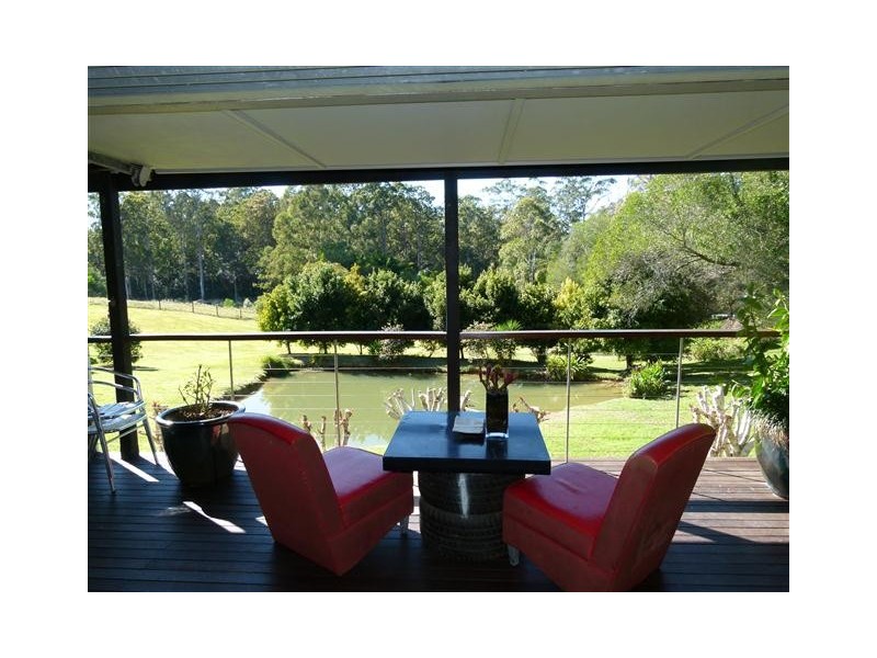 42 Black Mountain Rd, Cooroy QLD 4563