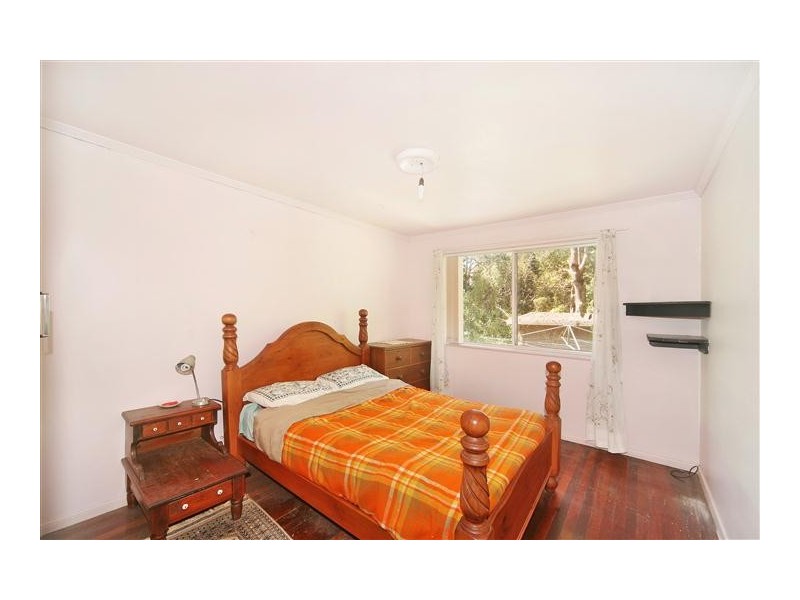 16 Church Street, Pomona QLD 4568