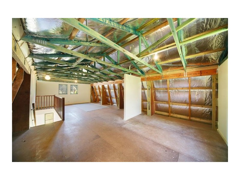 16 Church Street, Pomona QLD 4568