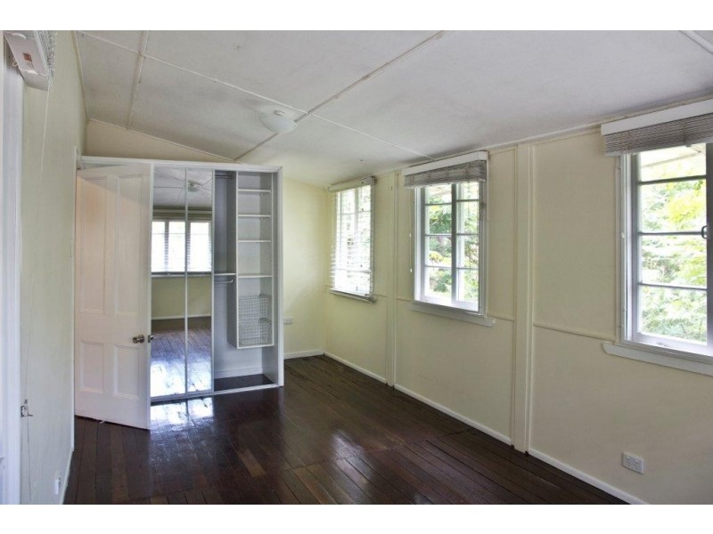 20 Pavilion Street, Pomona QLD 4568