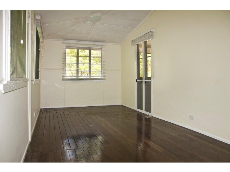 20 Pavilion Street, Pomona QLD 4568