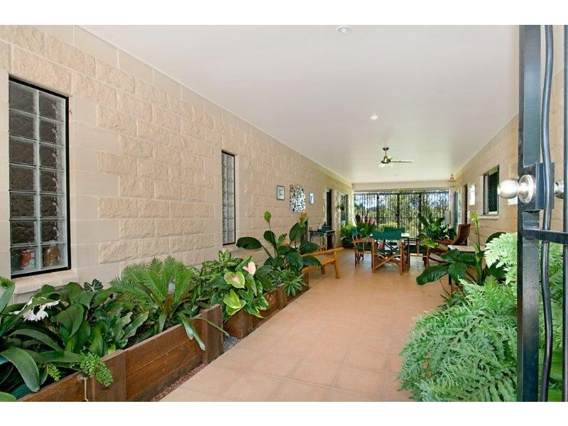 68 Patterson Drive, Tinbeerwah QLD 4563