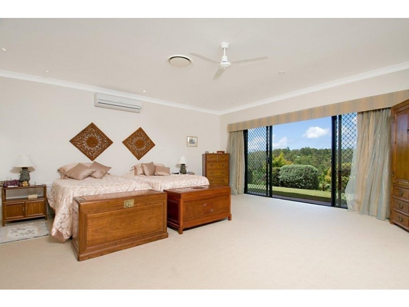 68 Patterson Drive, Tinbeerwah QLD 4563