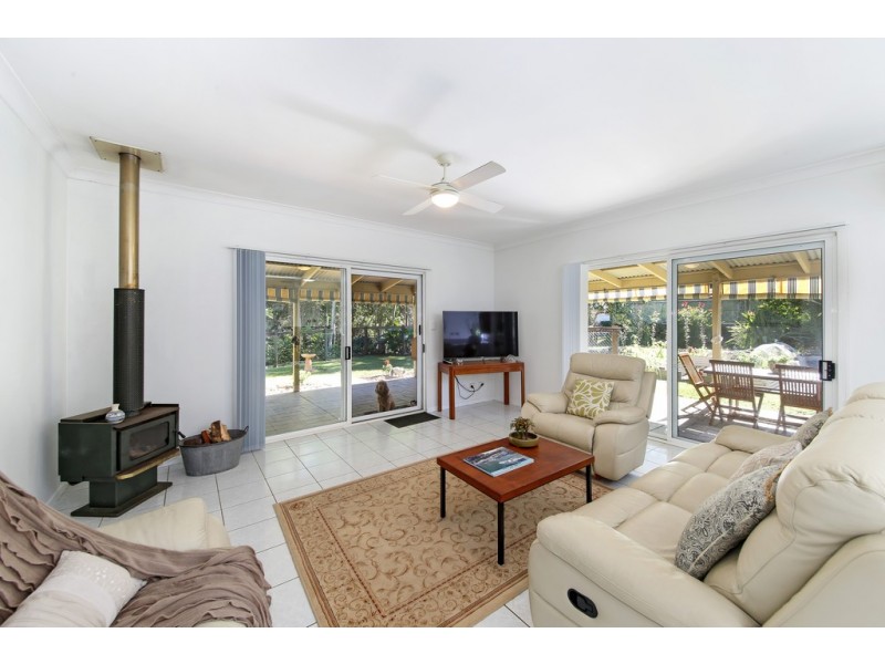 273 Forest Acres Drive, Lake Macdonald QLD 4563