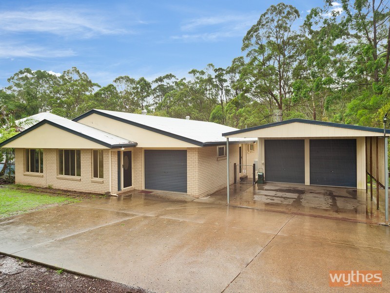 36 Mountain Street, Pomona QLD 4568