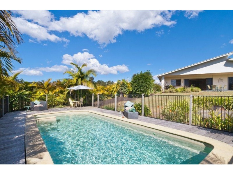 2 Eewah Court, Pomona QLD 4568