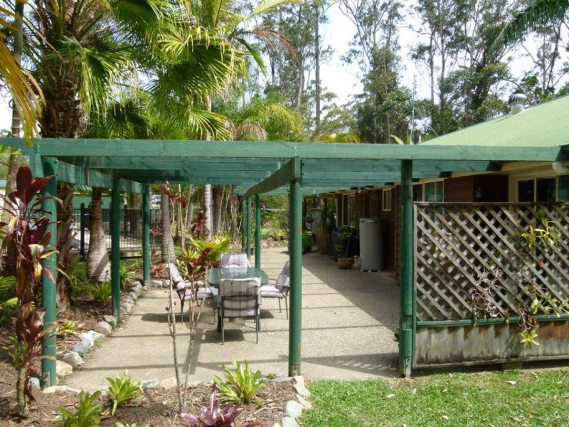 17 Palmsprings Lane, Cooroy QLD 4563