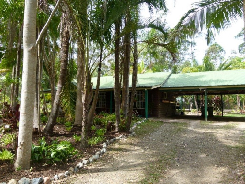 17 Palmsprings Lane, Cooroy QLD 4563