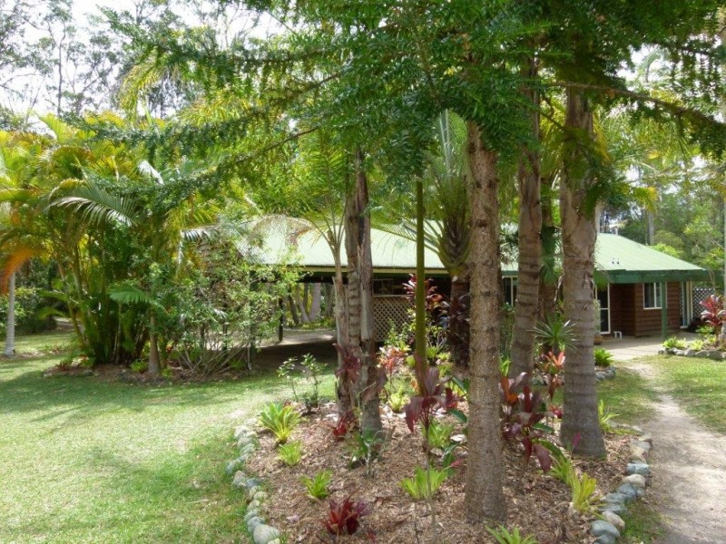 17 Palmsprings Lane, Cooroy QLD 4563