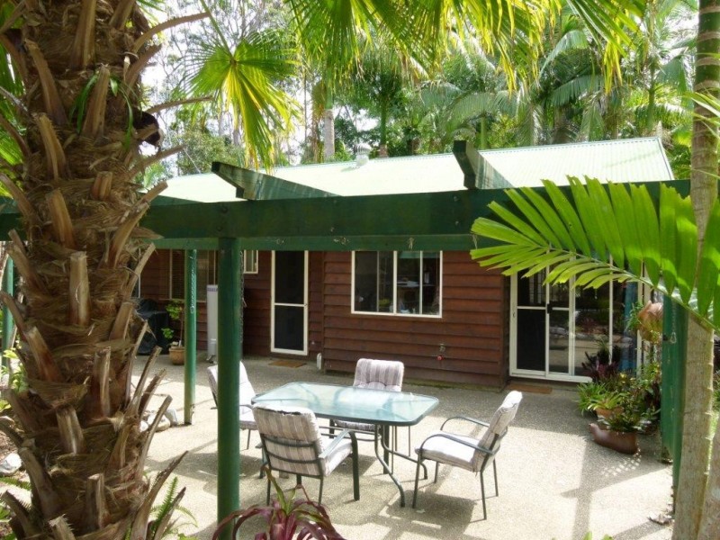 17 Palmsprings Lane, Cooroy QLD 4563