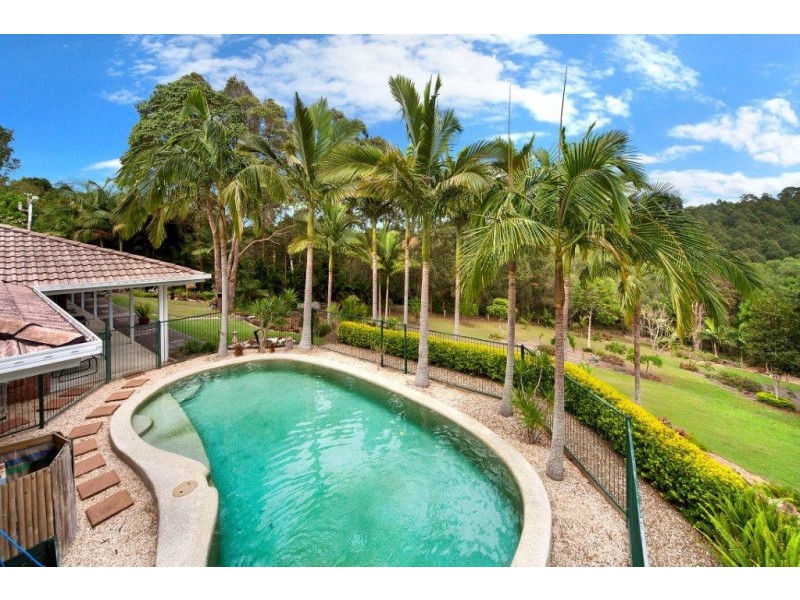 18 Casey Street, Cooran QLD 4569