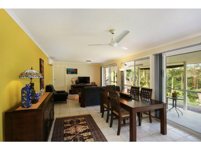 18 Casey Street, Cooran QLD 4569