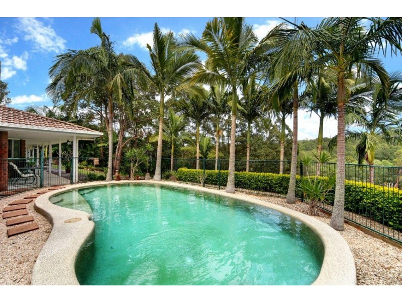 18 Casey Street, Cooran QLD 4569