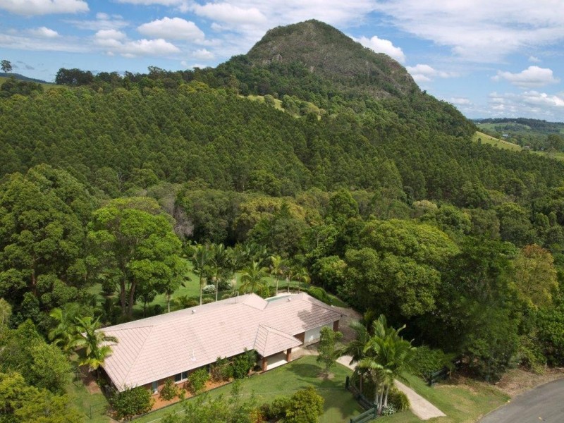 18 Casey Street, Cooran QLD 4569