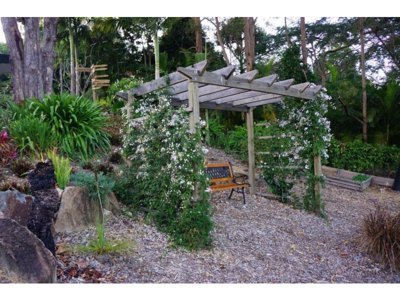 18 Casey Street, Cooran QLD 4569