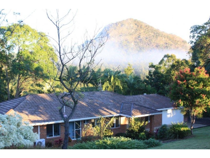 18 Casey Street, Cooran QLD 4569