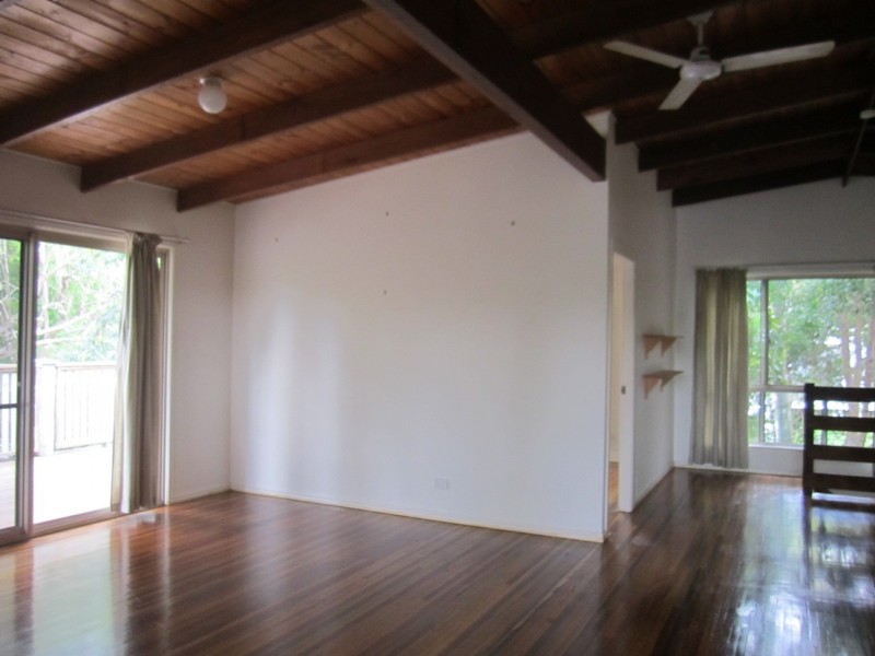 25 Reserve Street, Pomona QLD 4568