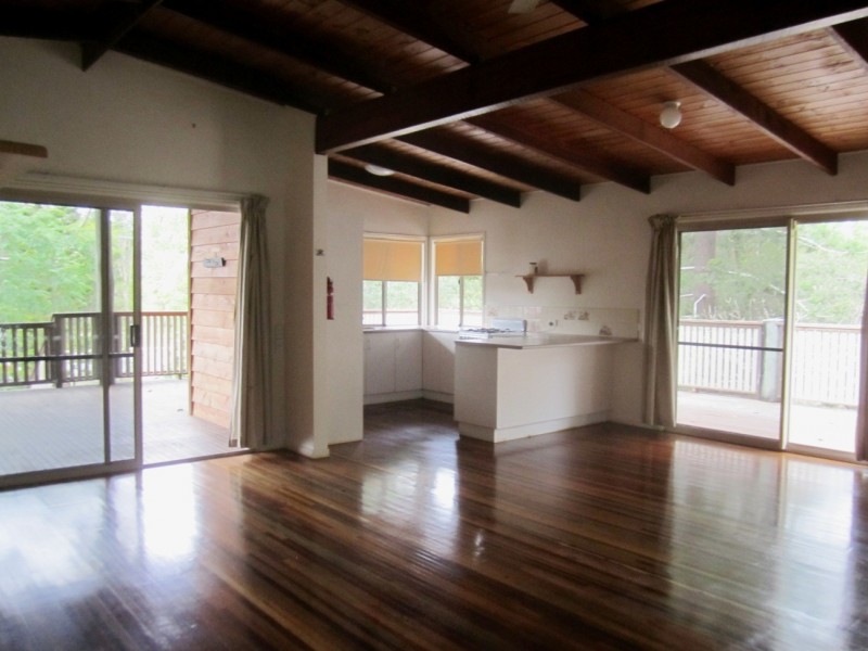 25 Reserve Street, Pomona QLD 4568