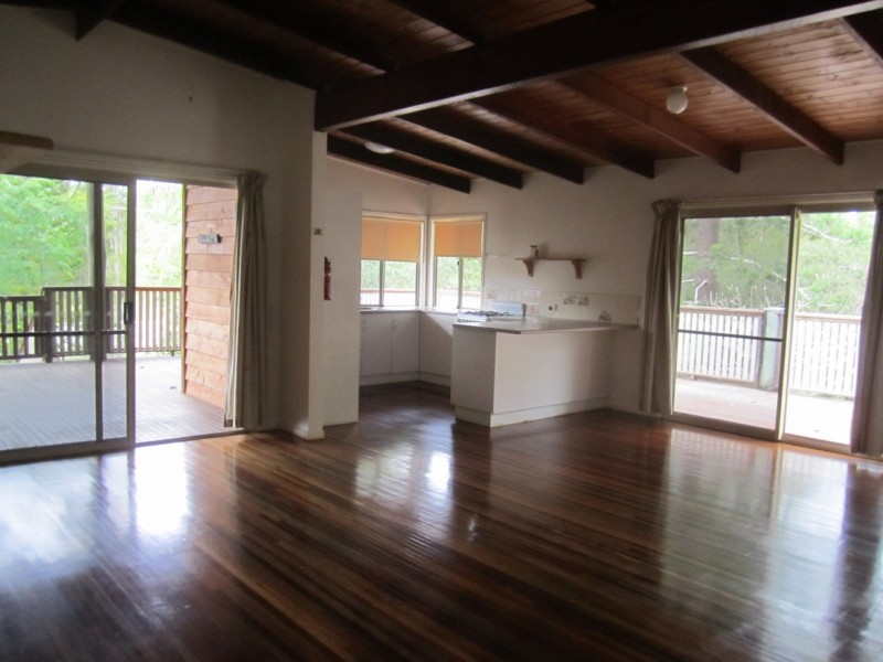 25 Reserve Street, Pomona QLD 4568