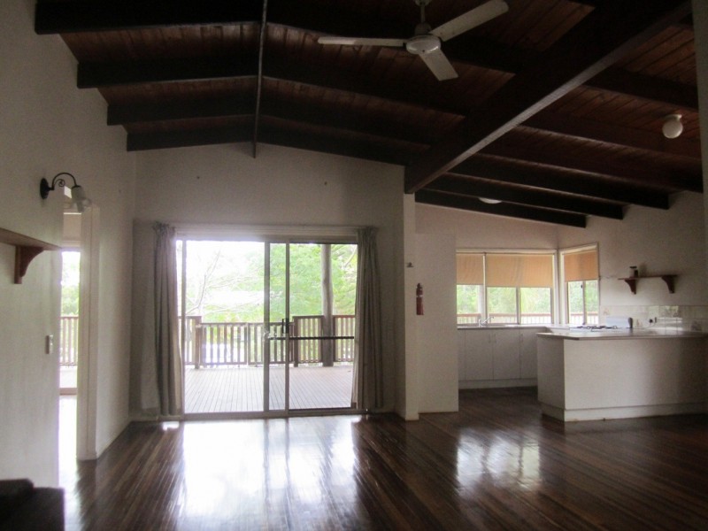 25 Reserve Street, Pomona QLD 4568