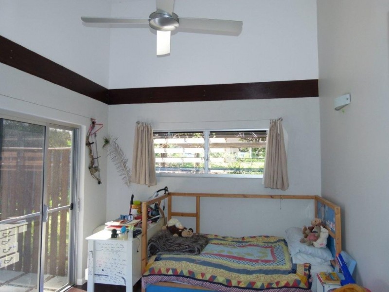 318 Lake Macdonald Drive, Lake Macdonald QLD 4563