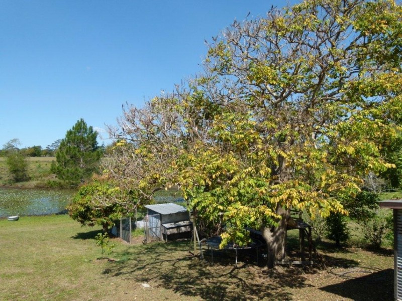 318 Lake Macdonald Drive, Lake Macdonald QLD 4563