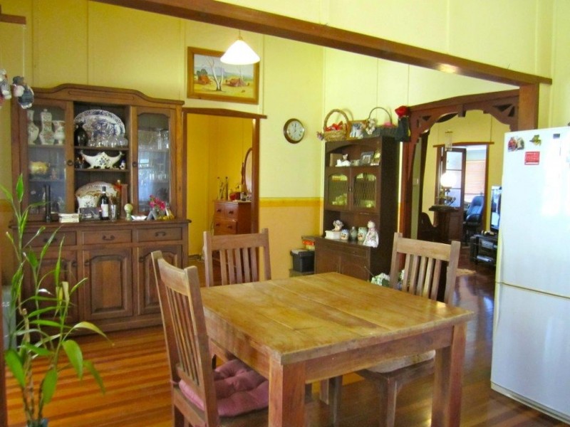 7 Railway Parade, Pomona QLD 4568