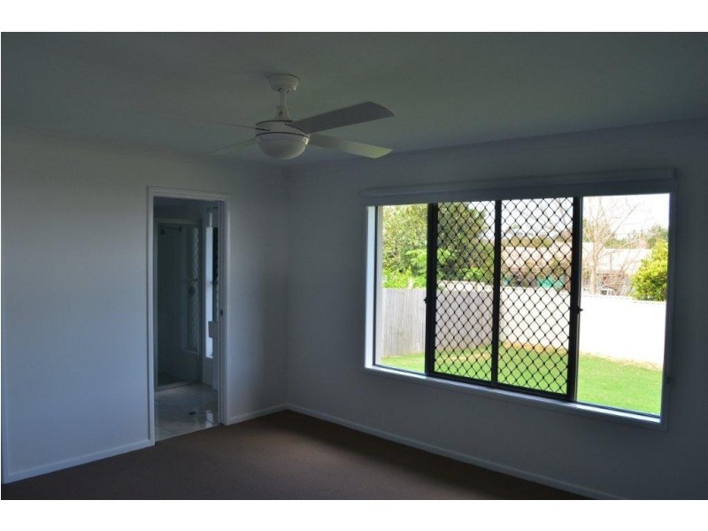 5 Straker Drive, Cooroy QLD 4563