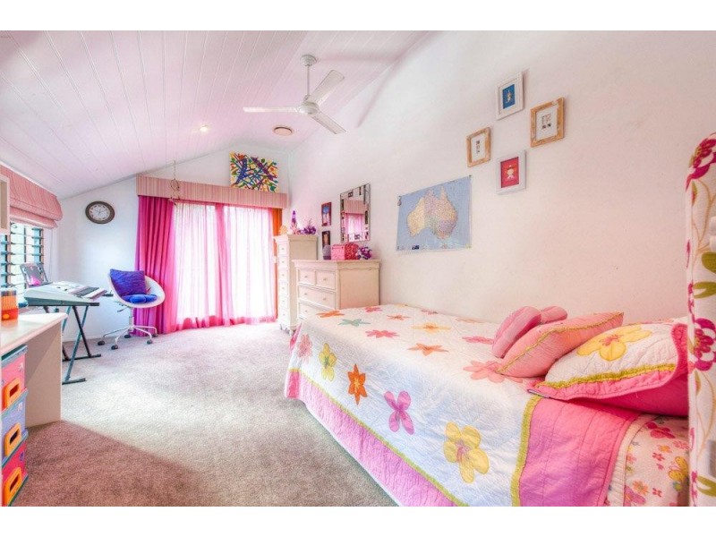 2 Smiths Road, Tinbeerwah QLD 4563