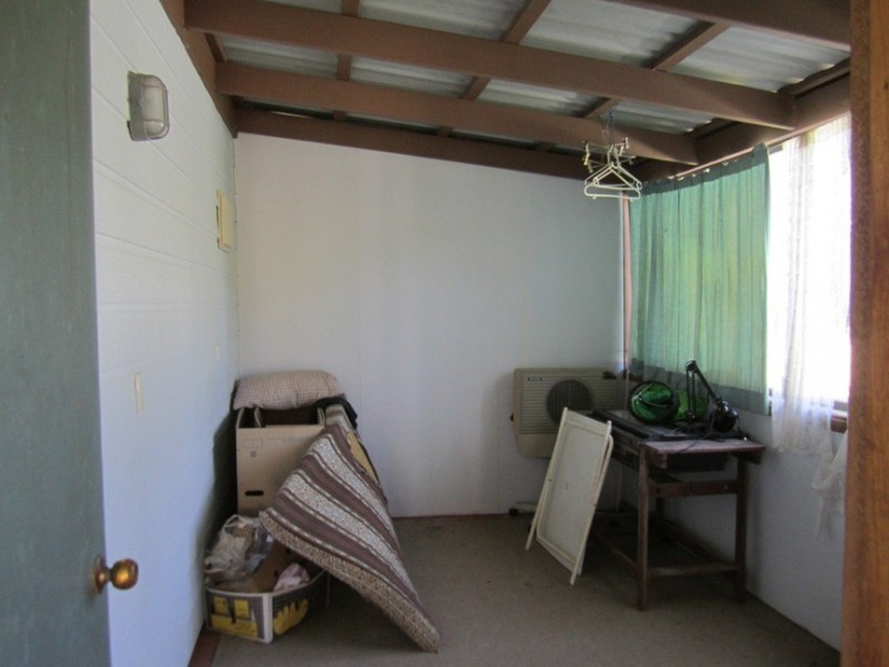 16 Mountain View Road, Pomona QLD 4568
