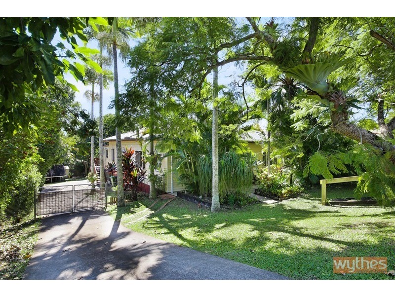 29 Tewantin Rd, Cooroy QLD 4563