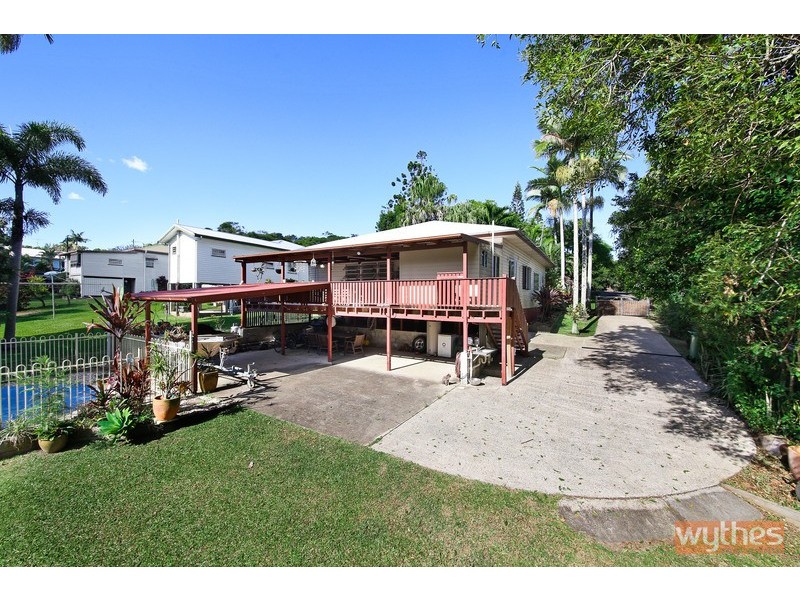 29 Tewantin Rd, Cooroy QLD 4563