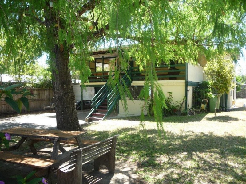 4 Ashford St, Tewantin QLD 4565