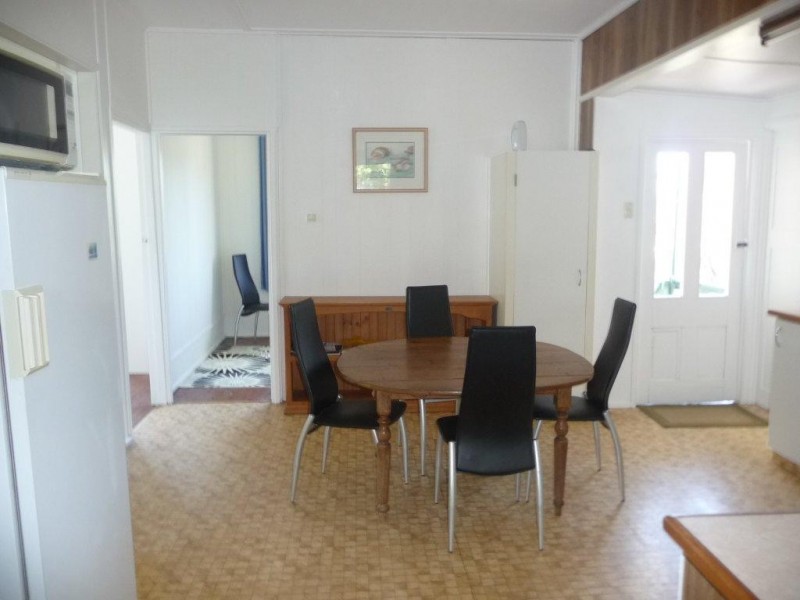 4 Ashford St, Tewantin QLD 4565