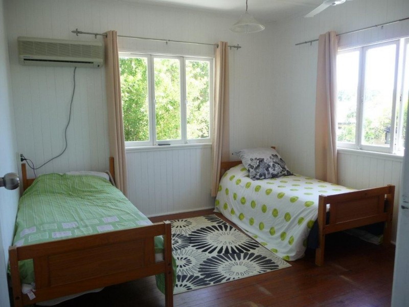 4 Ashford St, Tewantin QLD 4565