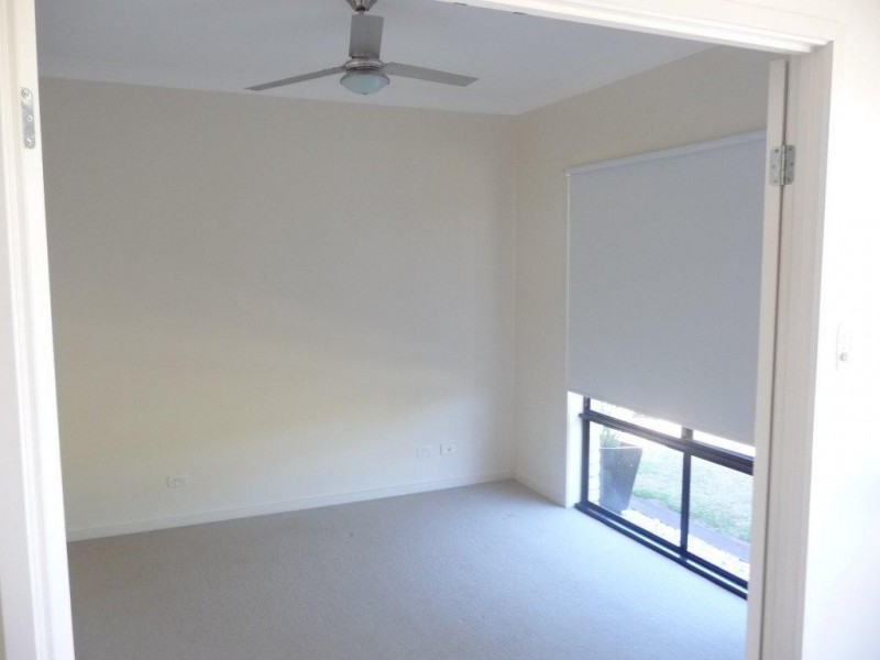 13 Oak Street, Cooroy QLD 4563